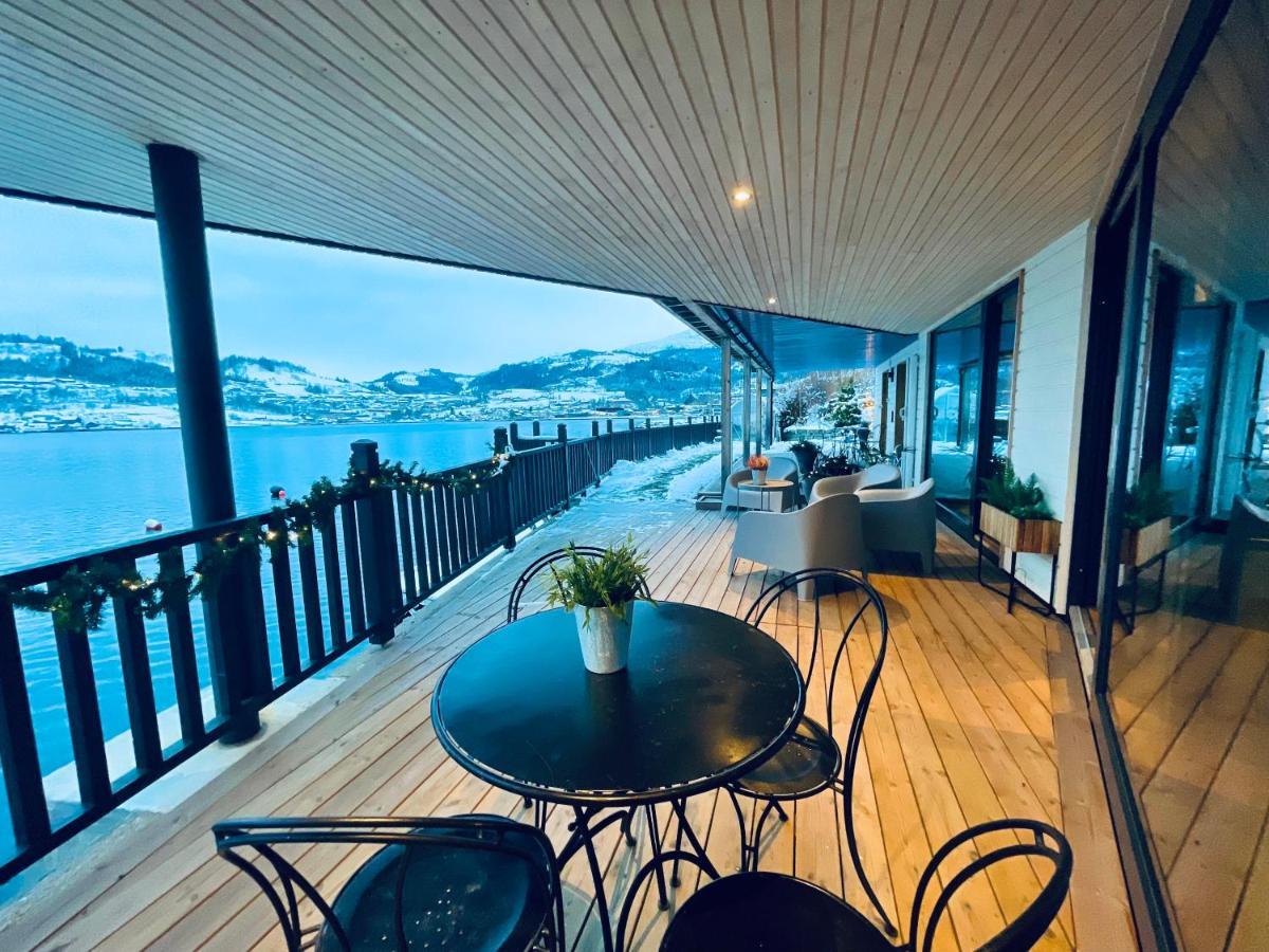 Panoramaresort In Hardangerfjorden Leilighet I Sjokanten Ved Hardangerfjorden For 7 Personer Boat , Sauna,Kajak, Sup For Rent Øystese 외부 사진
