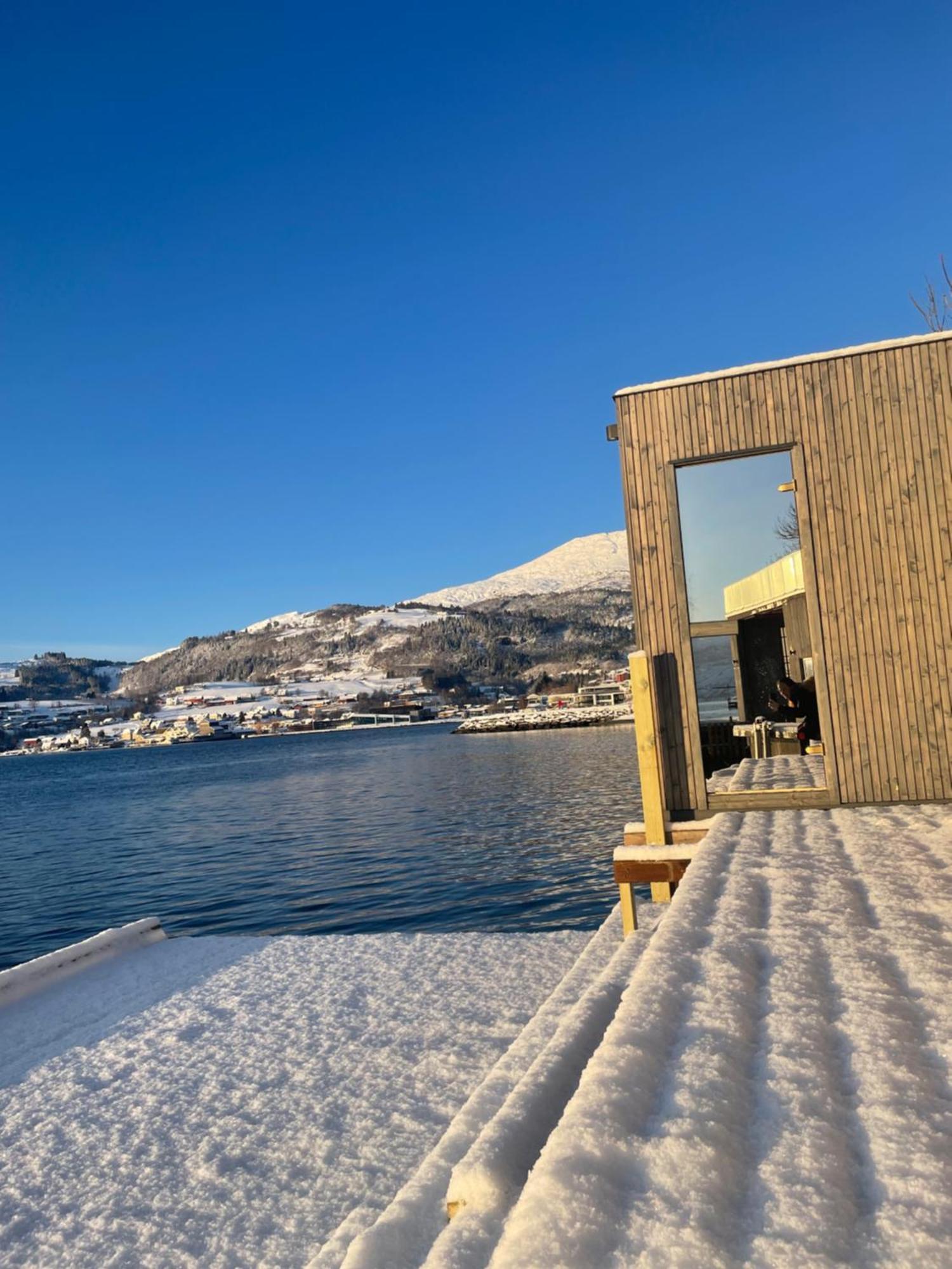 Panoramaresort In Hardangerfjorden Leilighet I Sjokanten Ved Hardangerfjorden For 7 Personer Boat , Sauna,Kajak, Sup For Rent Øystese 외부 사진